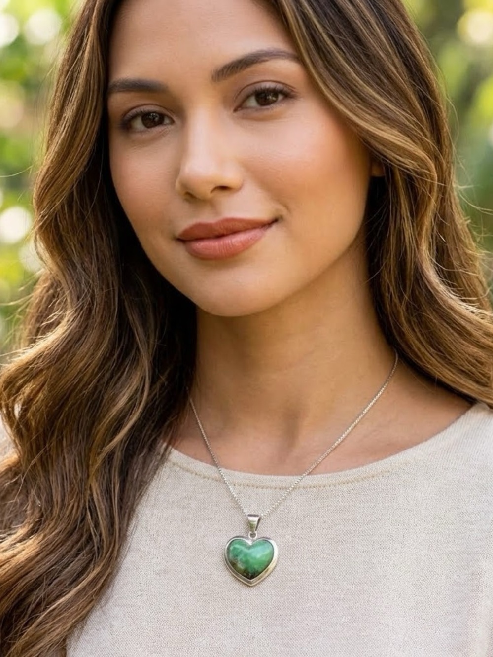 GENUINE COLOMBIAN EMERALD PENDANT HEART GREEN ❇️
